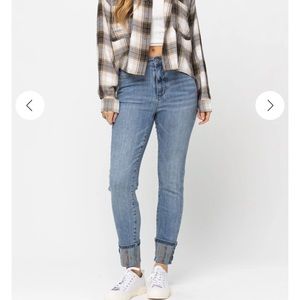 Super cute Judy Blue high waist southwestern print cuffed relaxed fit jeans